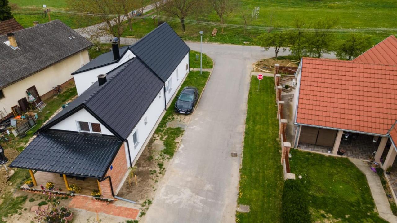 Apartman Tea Valpovo Exterior foto